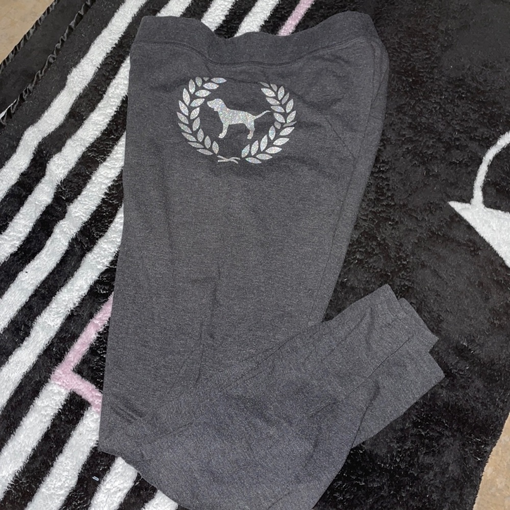 VS Pink leggings, size LARGE